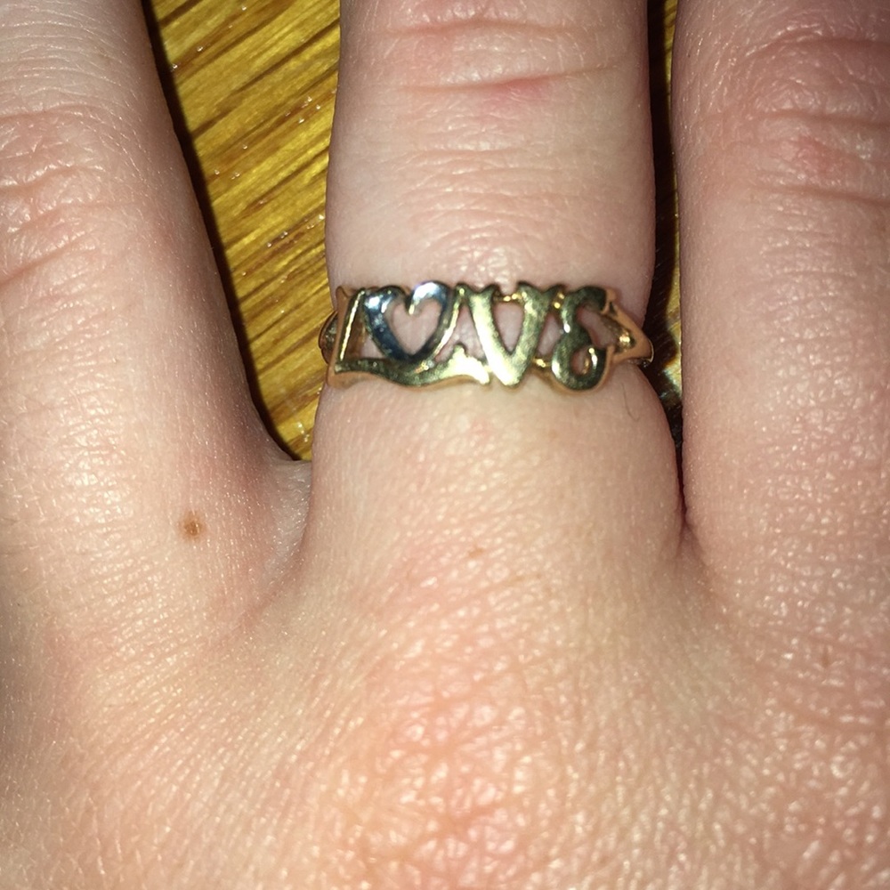 Love ring - Picture 2 of 3